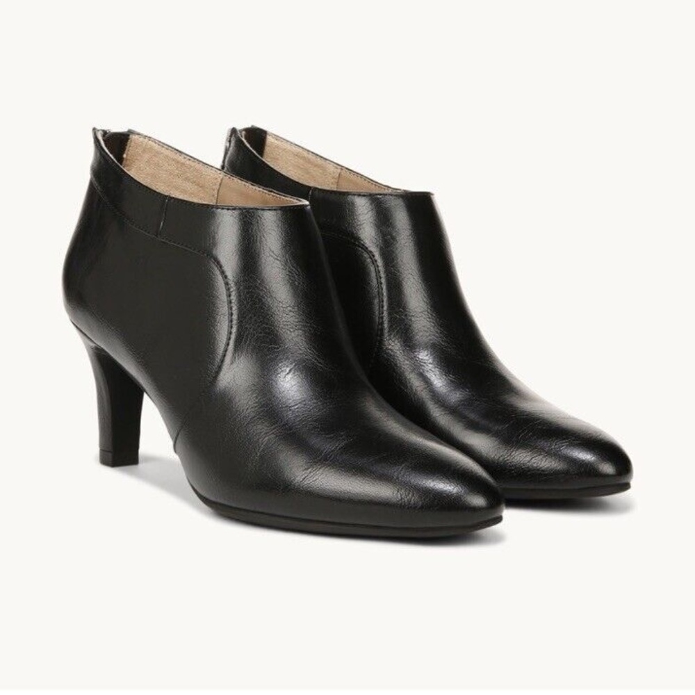 Life Stride Black Georgia Athena Polyurethane Bootie